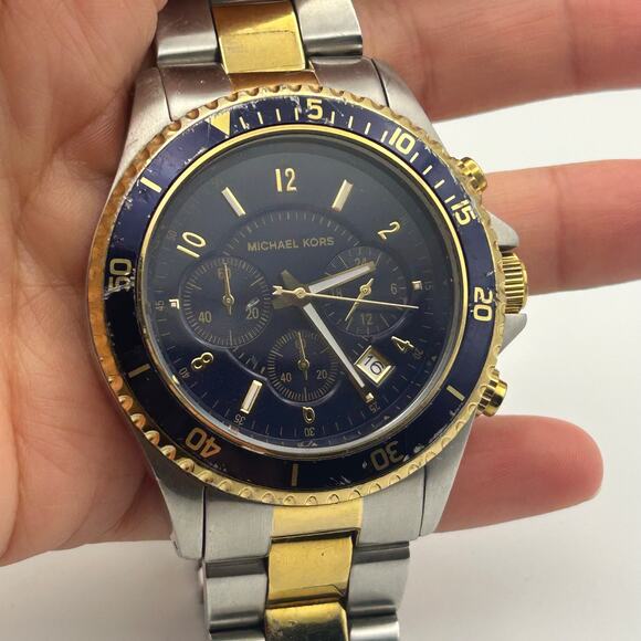 Michael Kors Jet Set MK-8175 Men’s Two Tone Chronograph Watch, 47mm Working - Picture 7 of 9